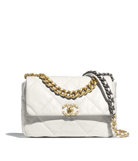 borsa tipo chanel grande|chanel boutiques.